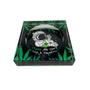 CLOVER GLASS ASTRONAUT DESIGN ASHTRAY